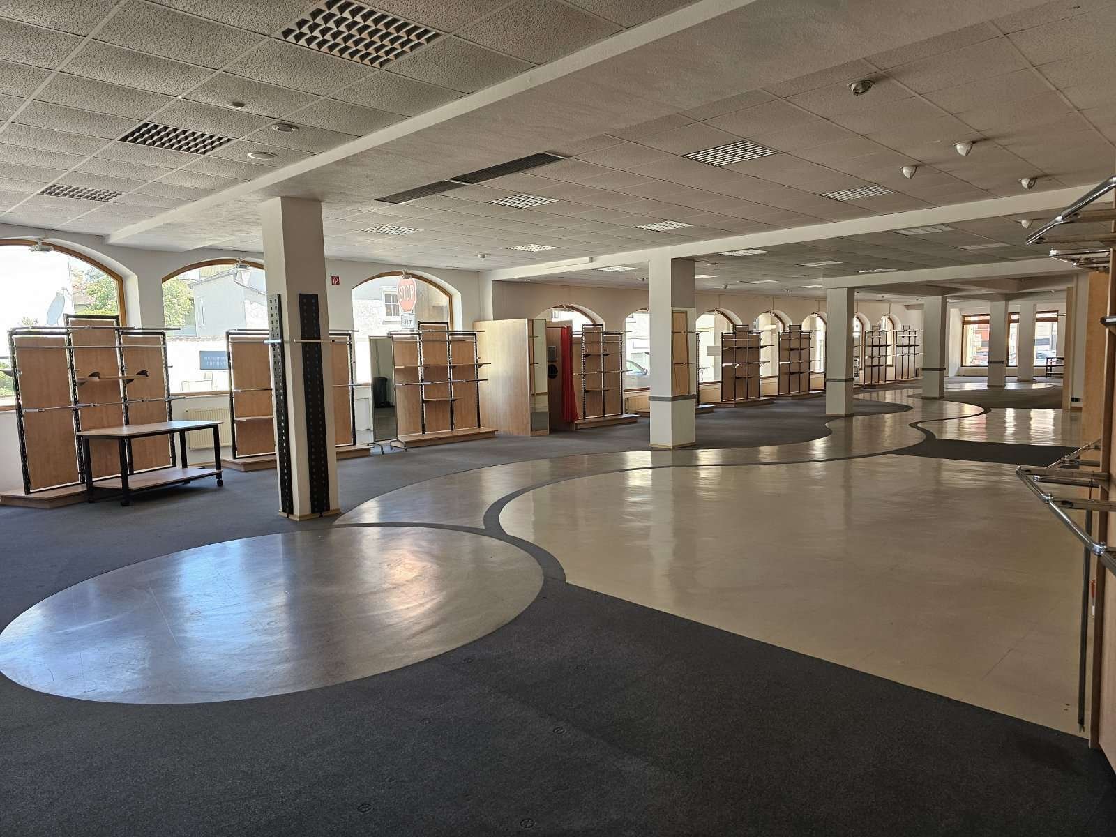 +++Große Ladenfläche im Zentrum von Simbach am Inn+++