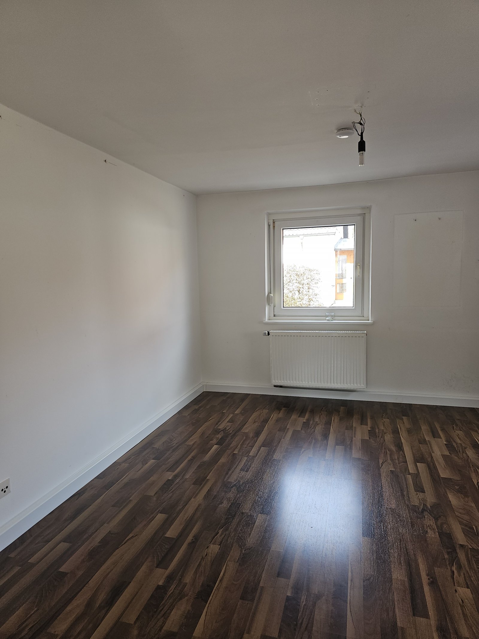 +++gepflegte Doppelhaushälfte in zentraler Lage+++