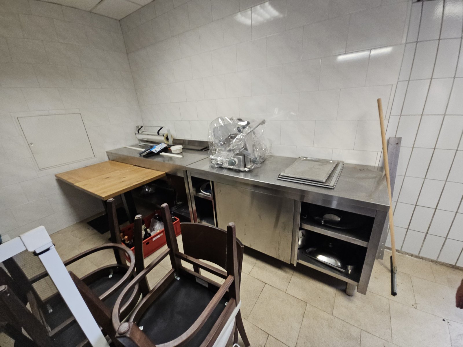 +++Voll eingerichtetes Café in gut frequentierter Lage+++