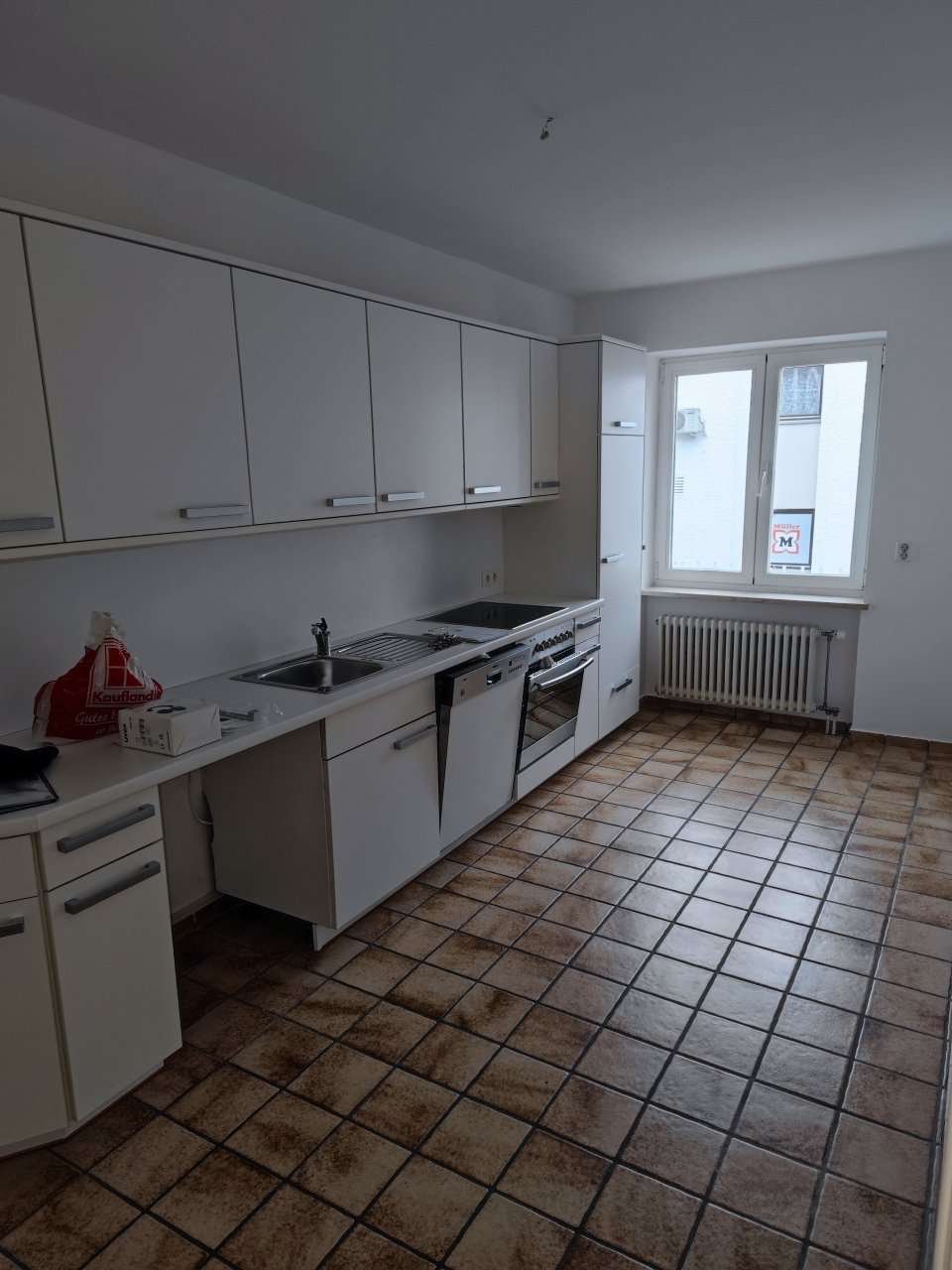 +++ 3-Zi.-Whg in sehr zentraler Lage mit Balkon +++