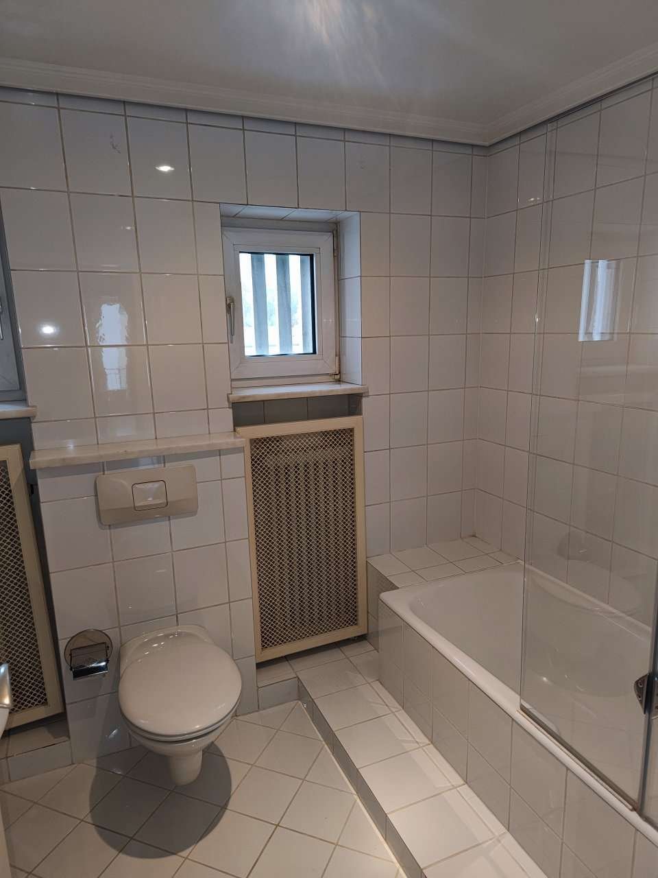 +++ 3-Zi.-Whg in sehr zentraler Lage mit Balkon +++