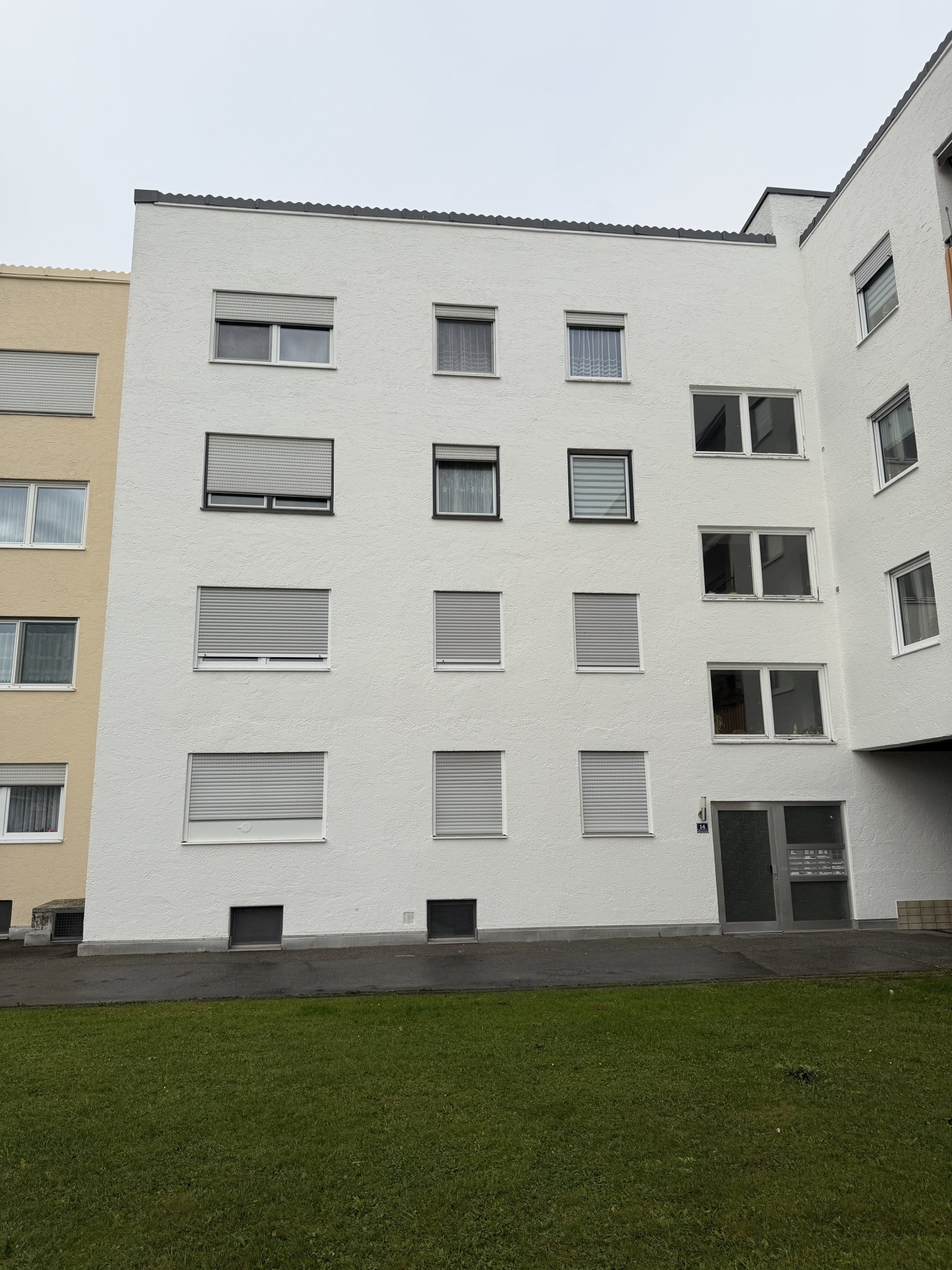 +++Helle 2-Zi.-Whg. mit Loggia und TG-Platz +++