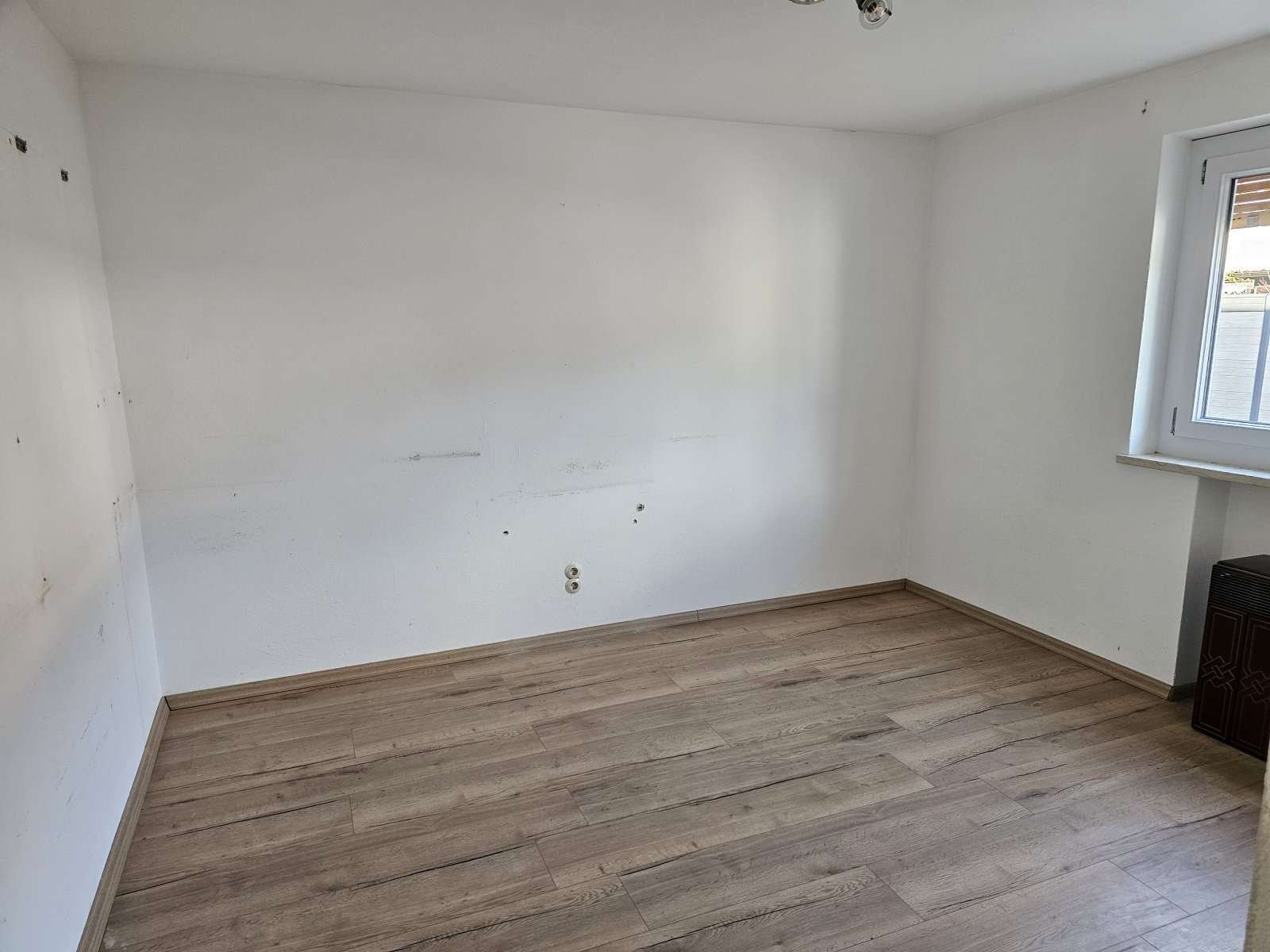 +++Gelegenheit! 5 Reihenhäuser mit Gärten und 4 Garagen +++