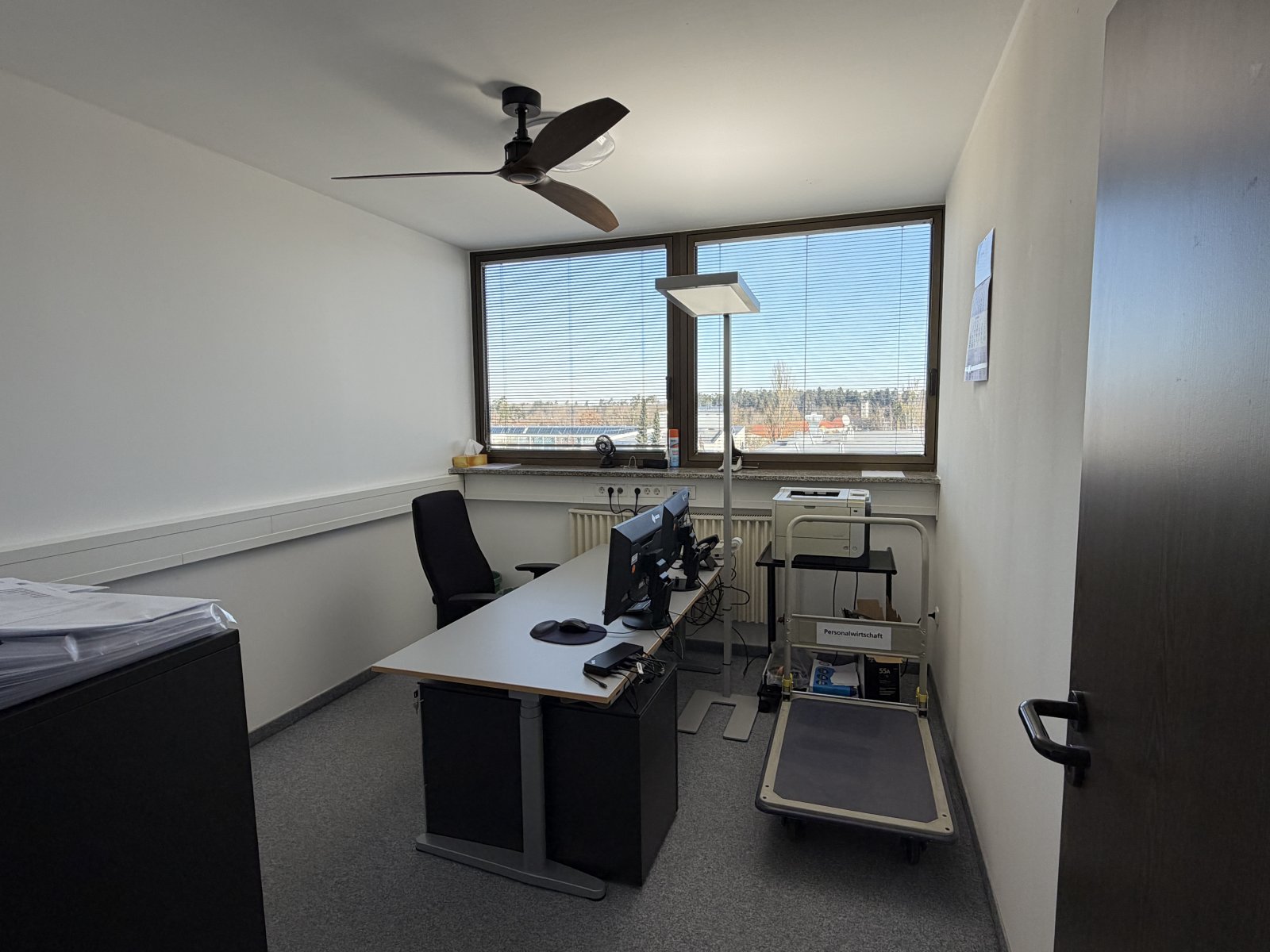 +++ Büro in exzellenter Lage +++