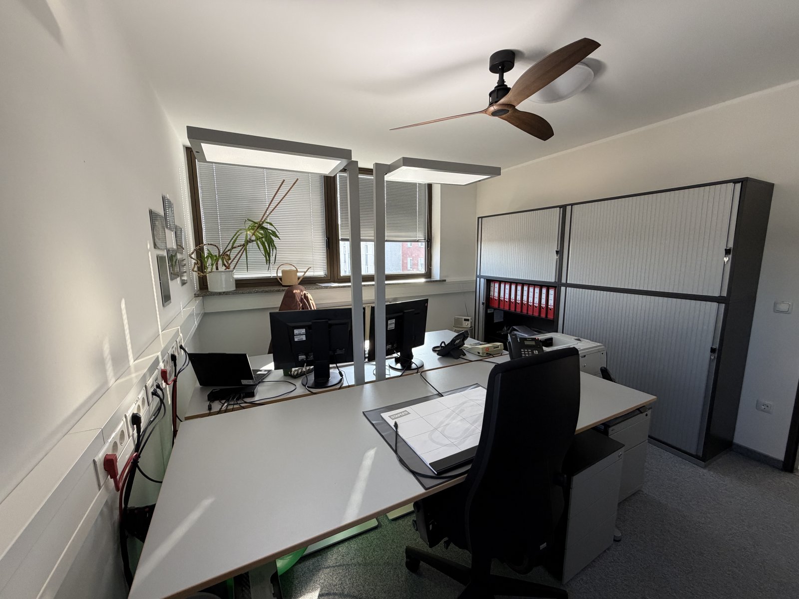 +++ Büro in exzellenter Lage +++