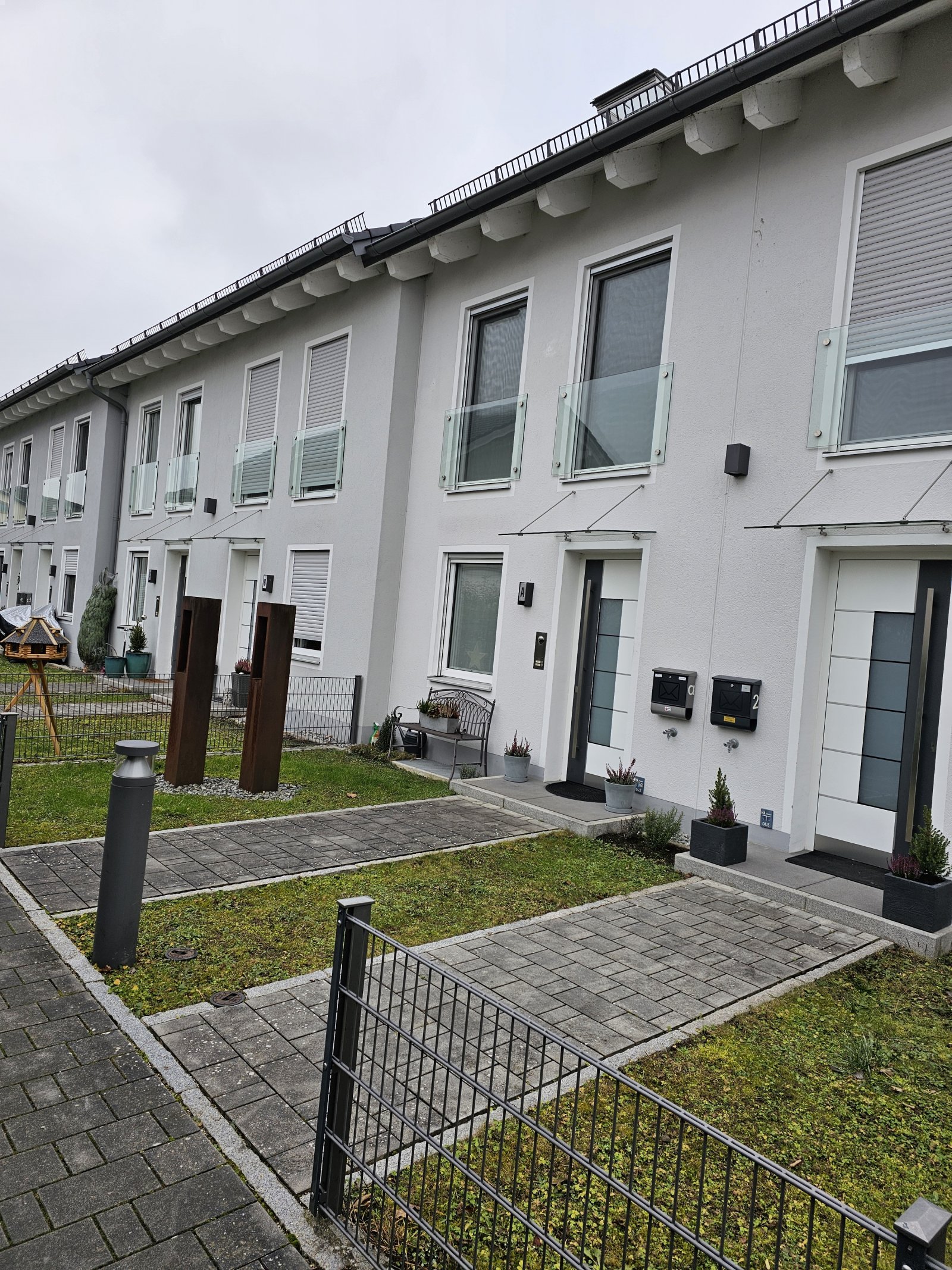 +++ RMH: Viel Platz, gehobene Ausstattung und viele Extras+++