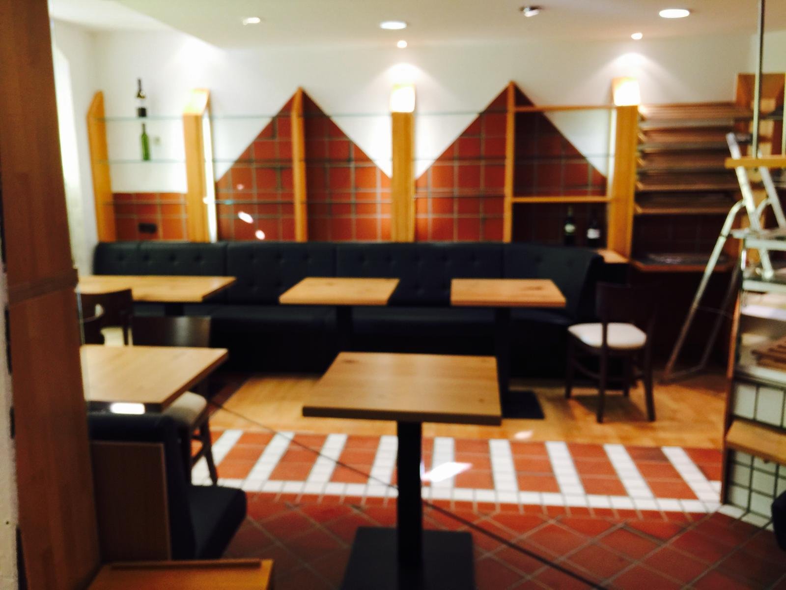 +++Voll eingerichtetes Café in frequentierter Lage+++