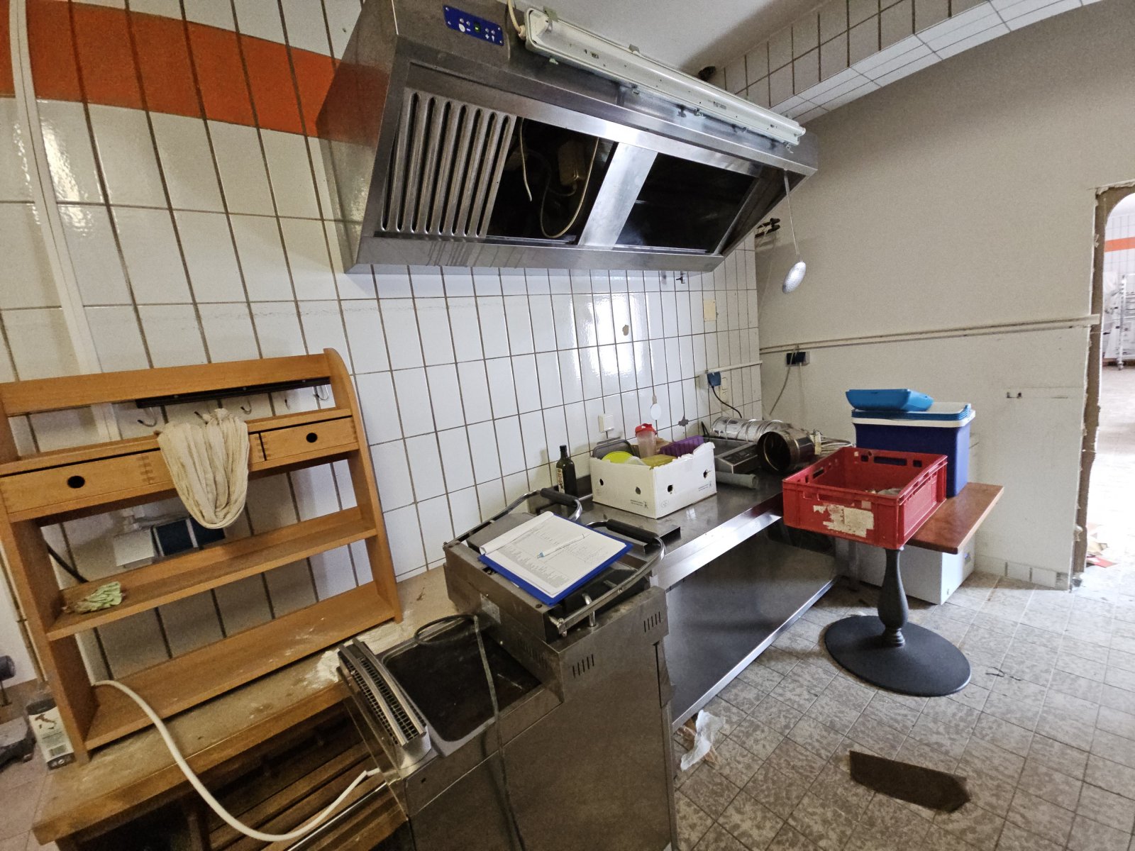 +++Voll eingerichtetes Café in frequentierter Lage+++