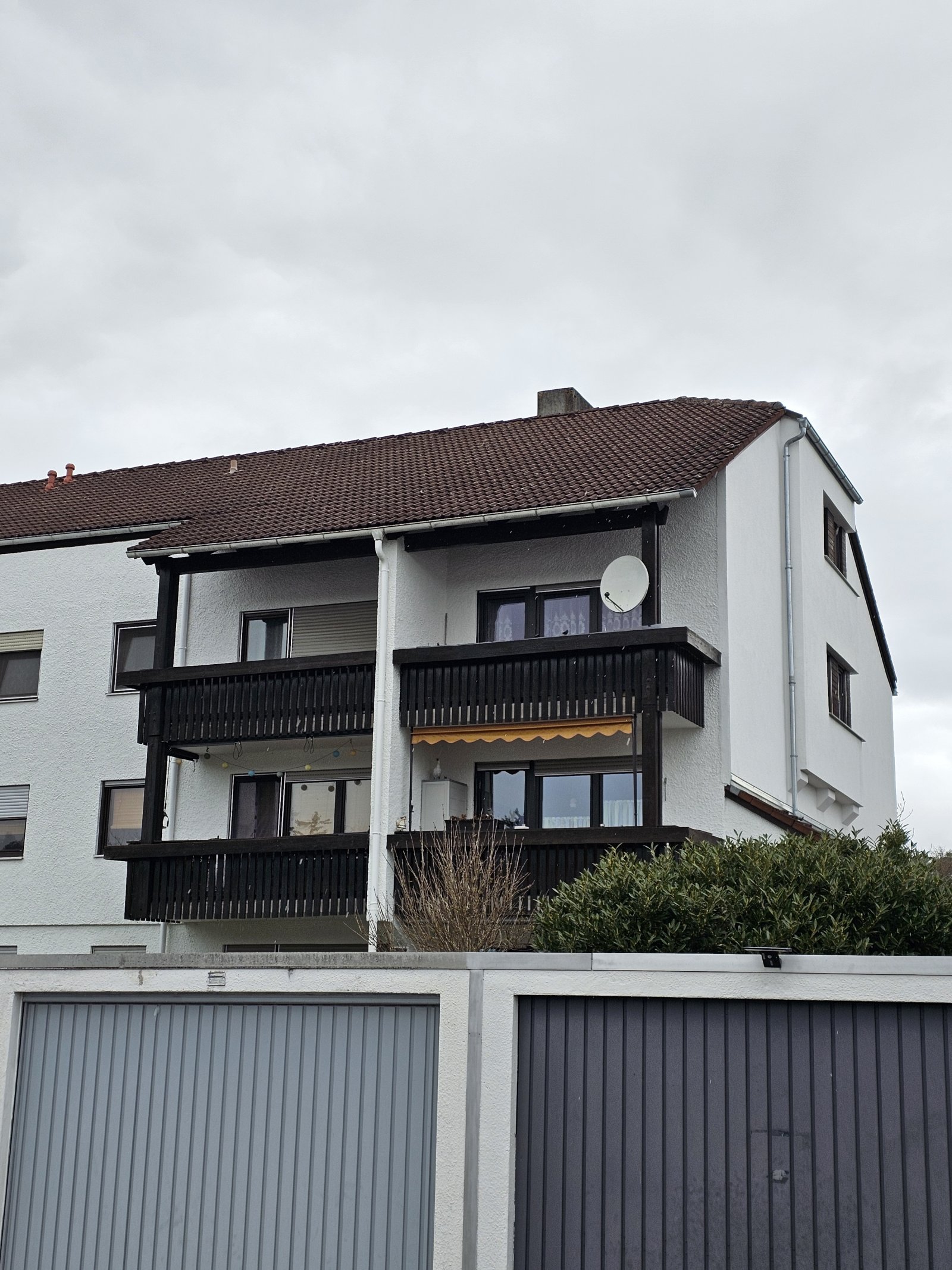 +++ 3-Zi.-Whg. im 2. OG mit Balkon inkl. TG-Stellplatz+++