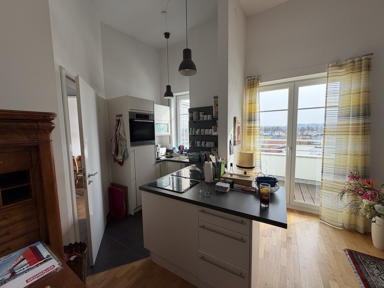 +++Exklusive Penthouse-Wohnung mit zwei Dachterrassen und beeindruckendem Panoramablick!+++