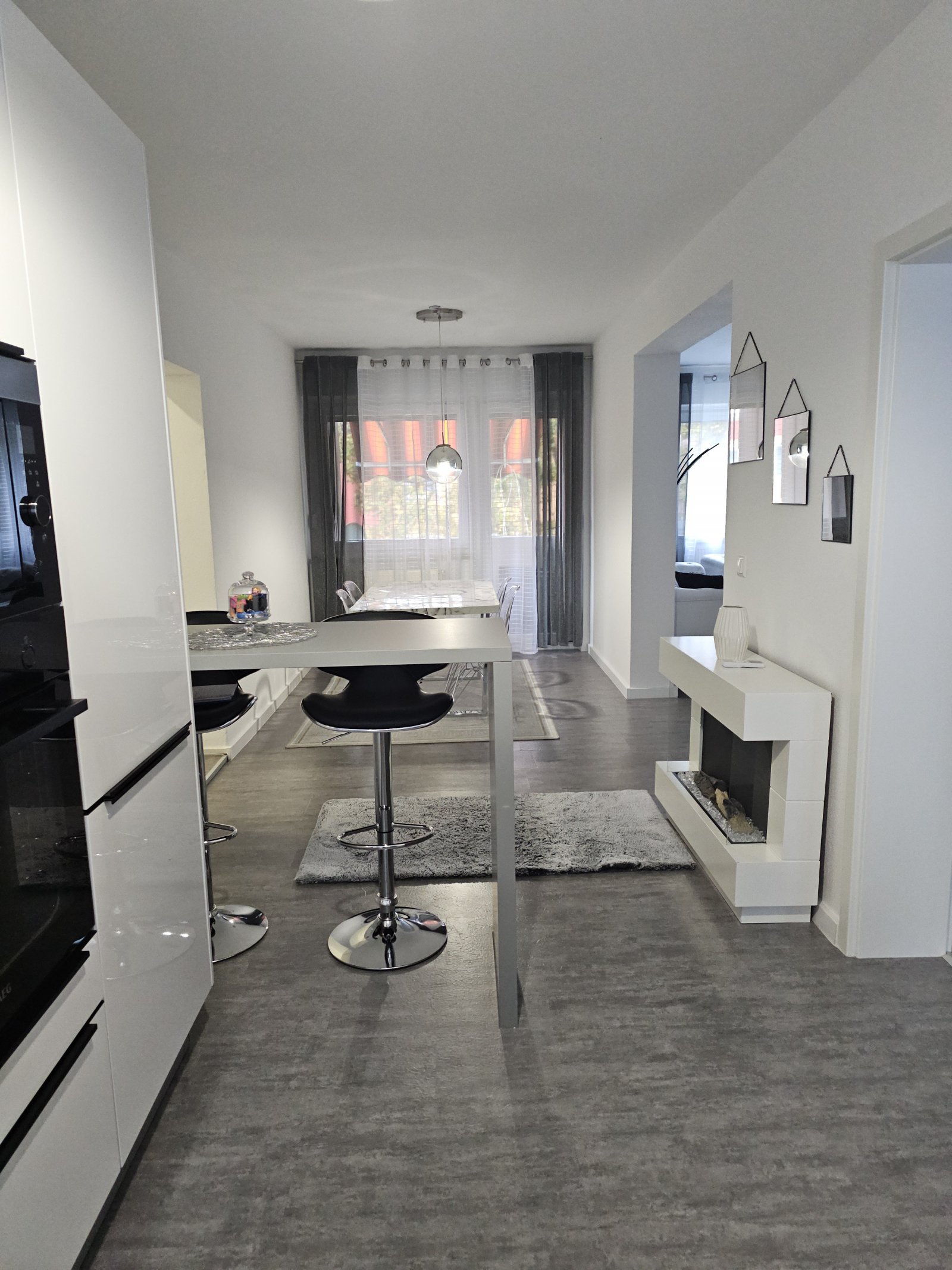 +++ Modernisierte 4.-Zi.-Whg. mit Kfz-Stellplatz +++