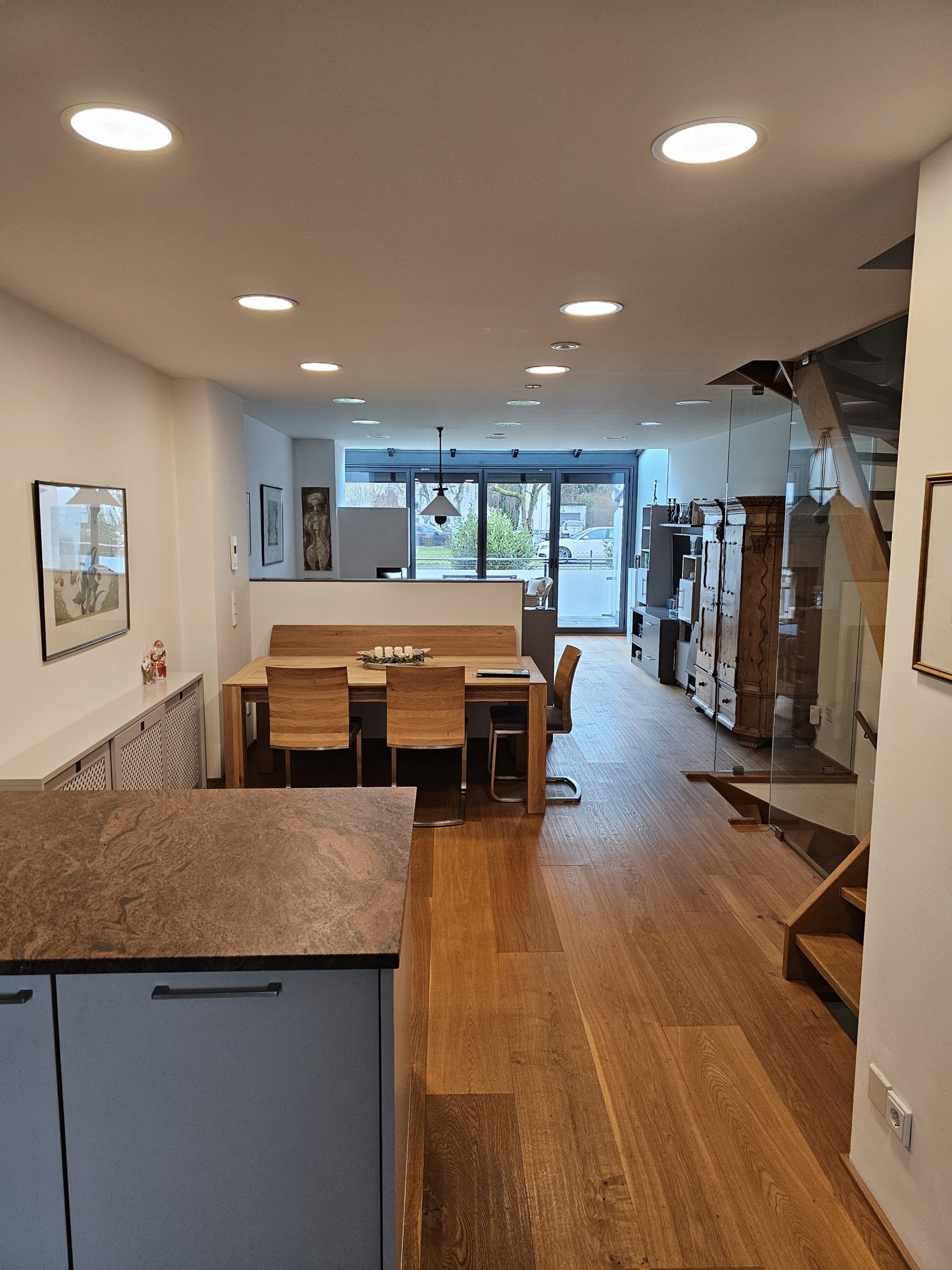 +++ Modernes, digitales RMH - Smarthome - Niedrig-Energie-Haus +++