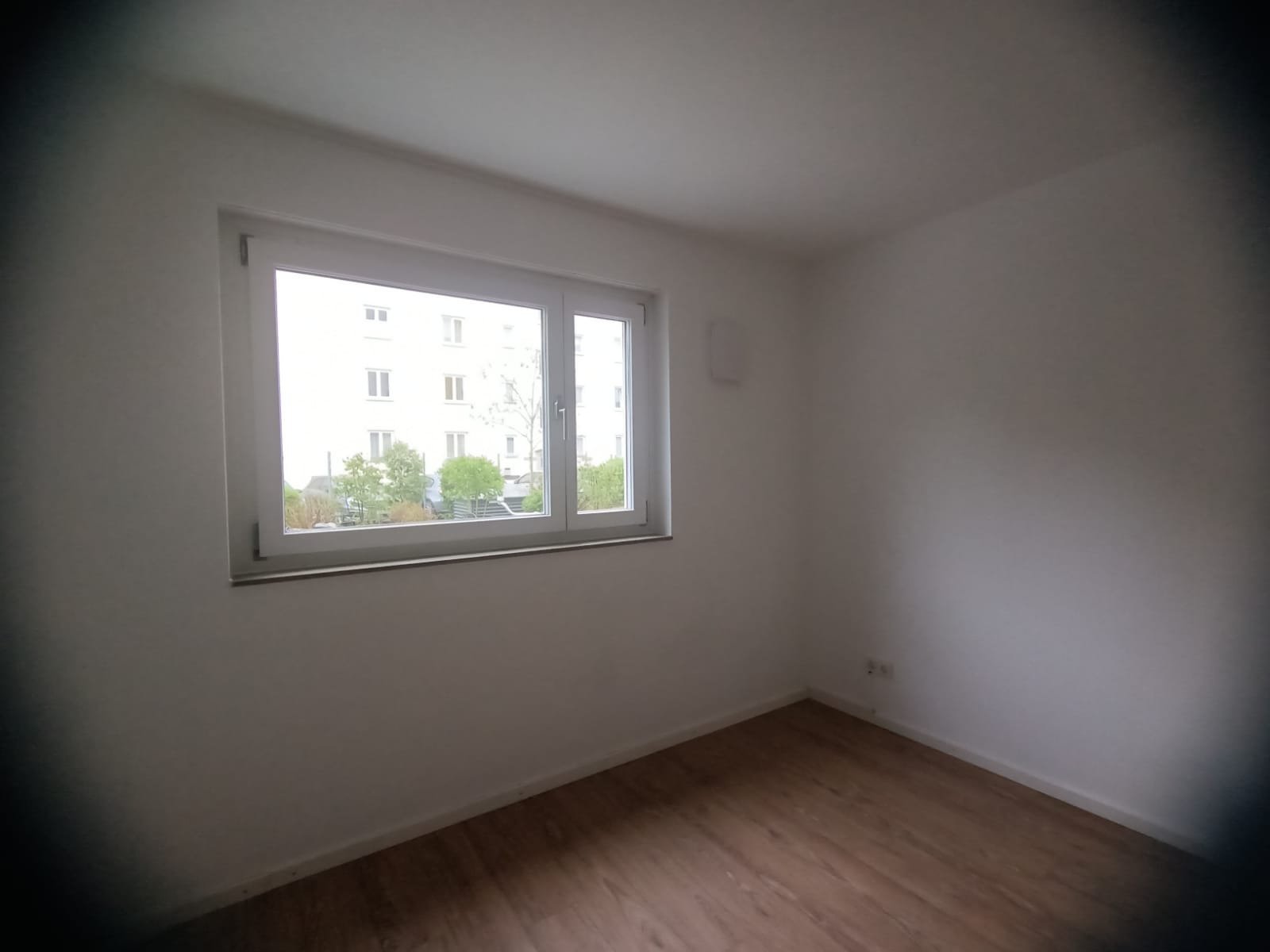+++Moderne 3-Zimmer Erdgeschosswohnung mit Terrasse+++