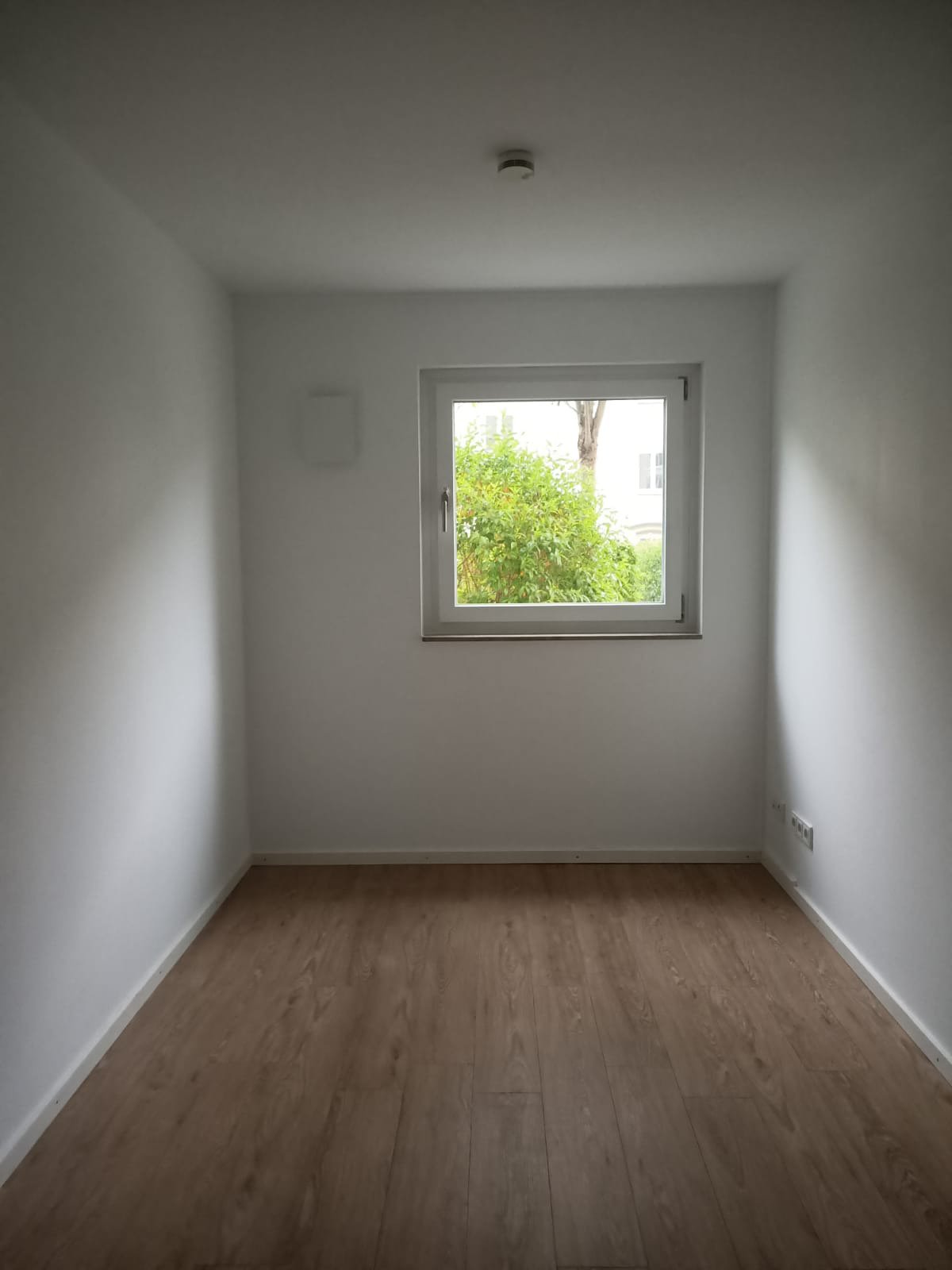 +++Moderne 3-Zimmer Erdgeschosswohnung mit Terrasse+++