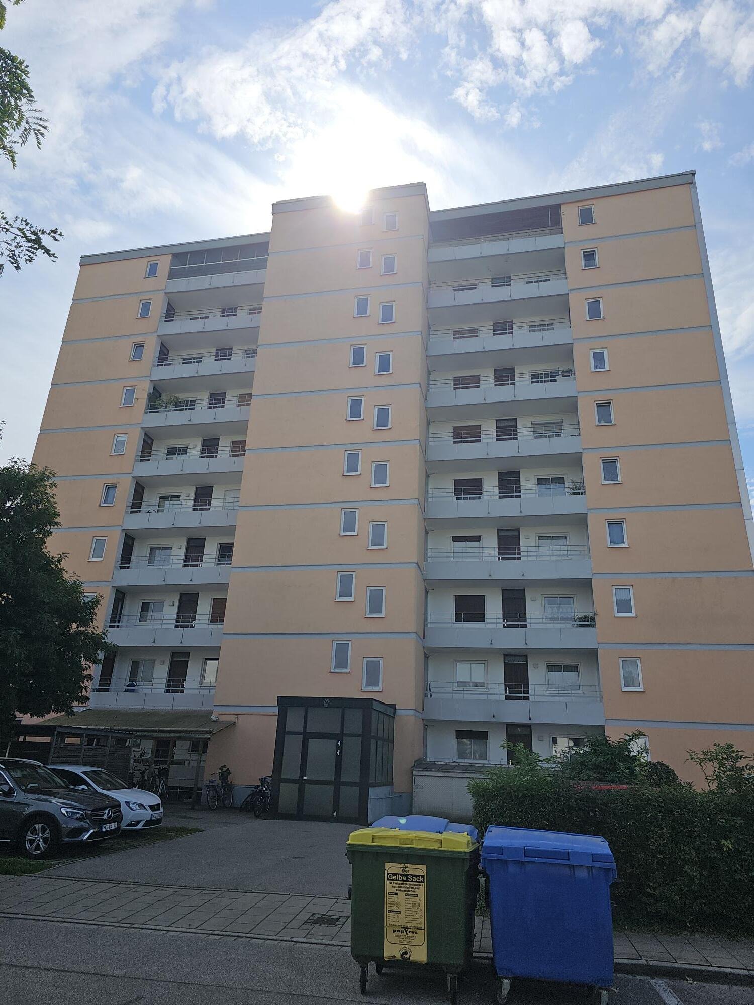 +++solide vermietete 2-Zimmerwohnung mit Balkon+++