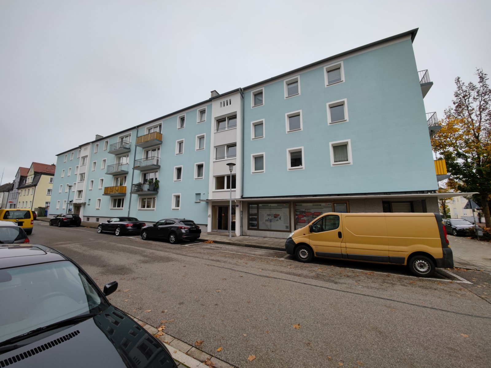 +++ Helle 4 -Zi.-Whg. im 1. OG mit EBK und Balkon +++