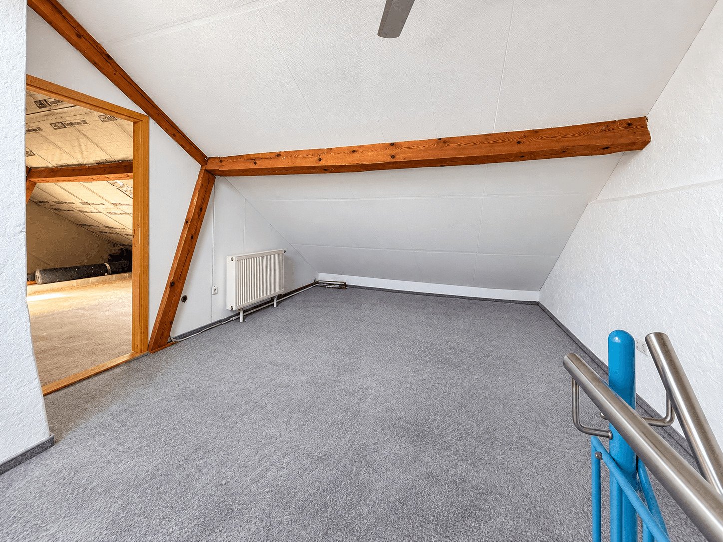 +++ Wohnen in Alleinlage – 4 Zimmer, sonniger Südbalkon & Gartenidylle +++