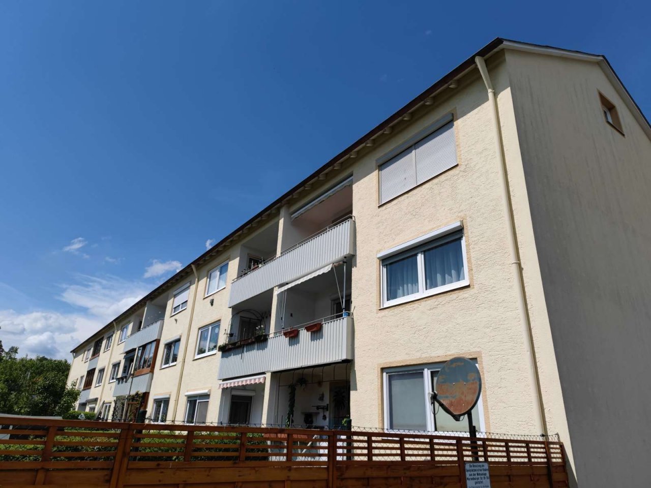 Hausrückseite Hausrückseite