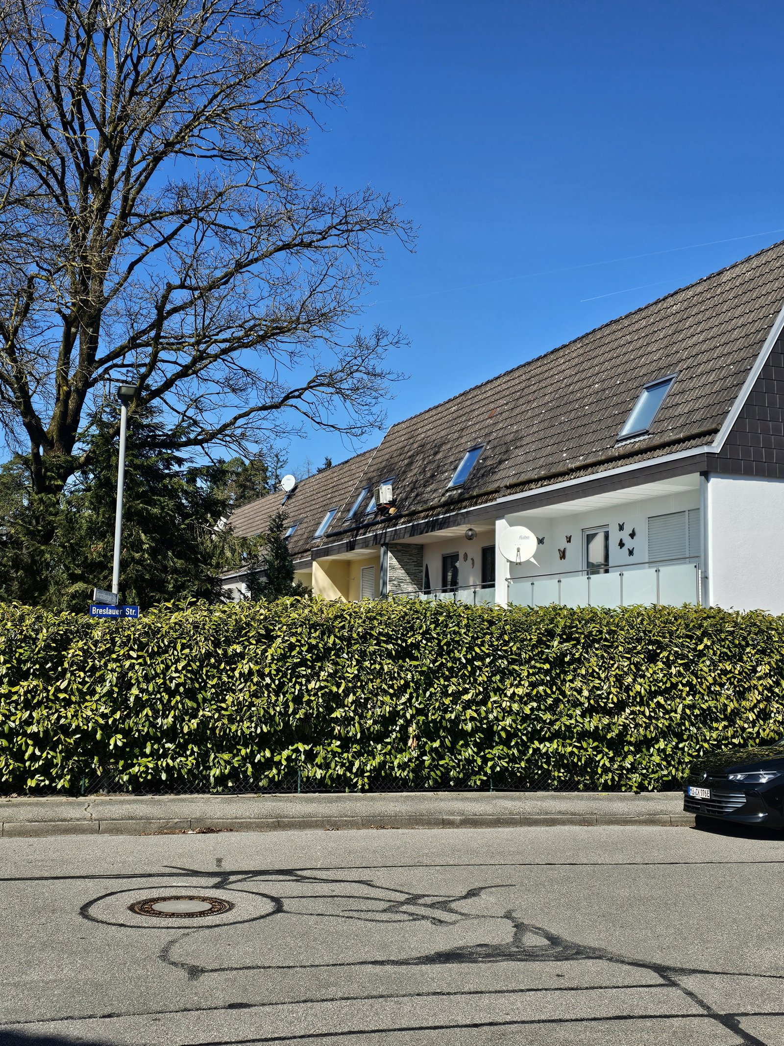 Blick auf Reihenhauszeile