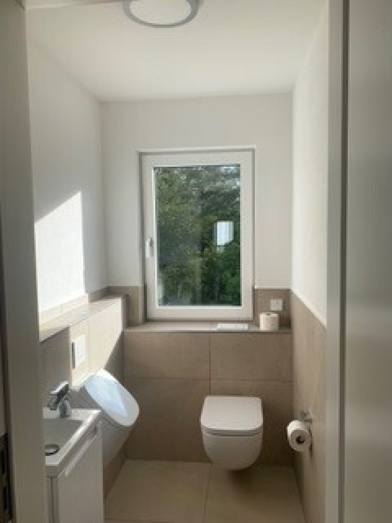 WC WC