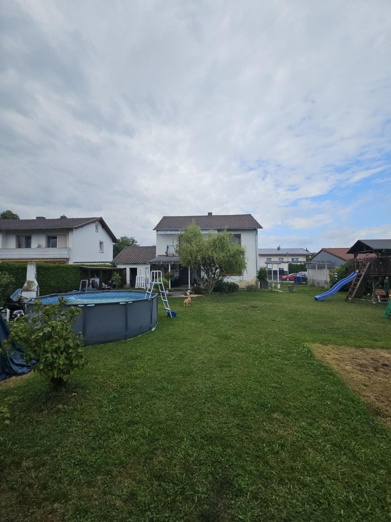 Außenansicht Gartenseite Außenansicht Gartenseite
