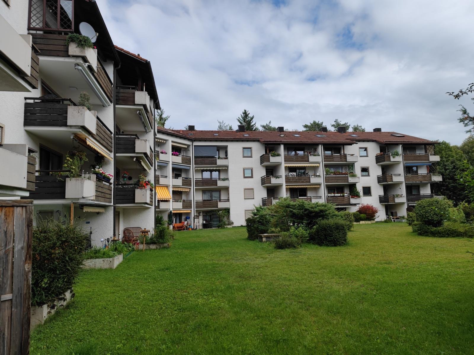 Innenhof-Grünfläche Innenhof-Grünfläche