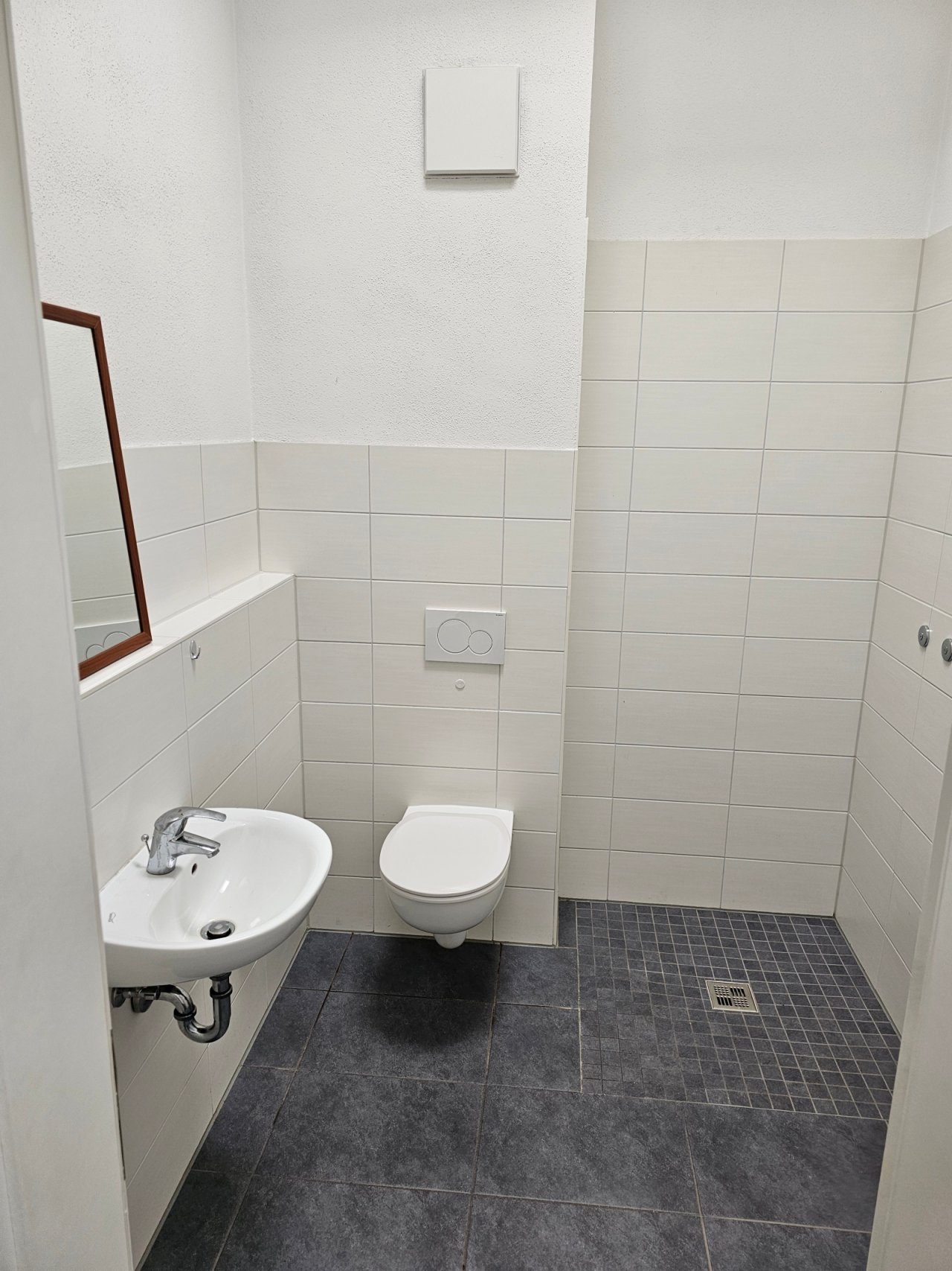 Dusche und WC Dusche und WC